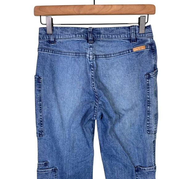 Tommy Hilfiger Juniors Y2K Low Rise Flared Wide Leg Cargo Pocket Jeans - Picture 4 of 9